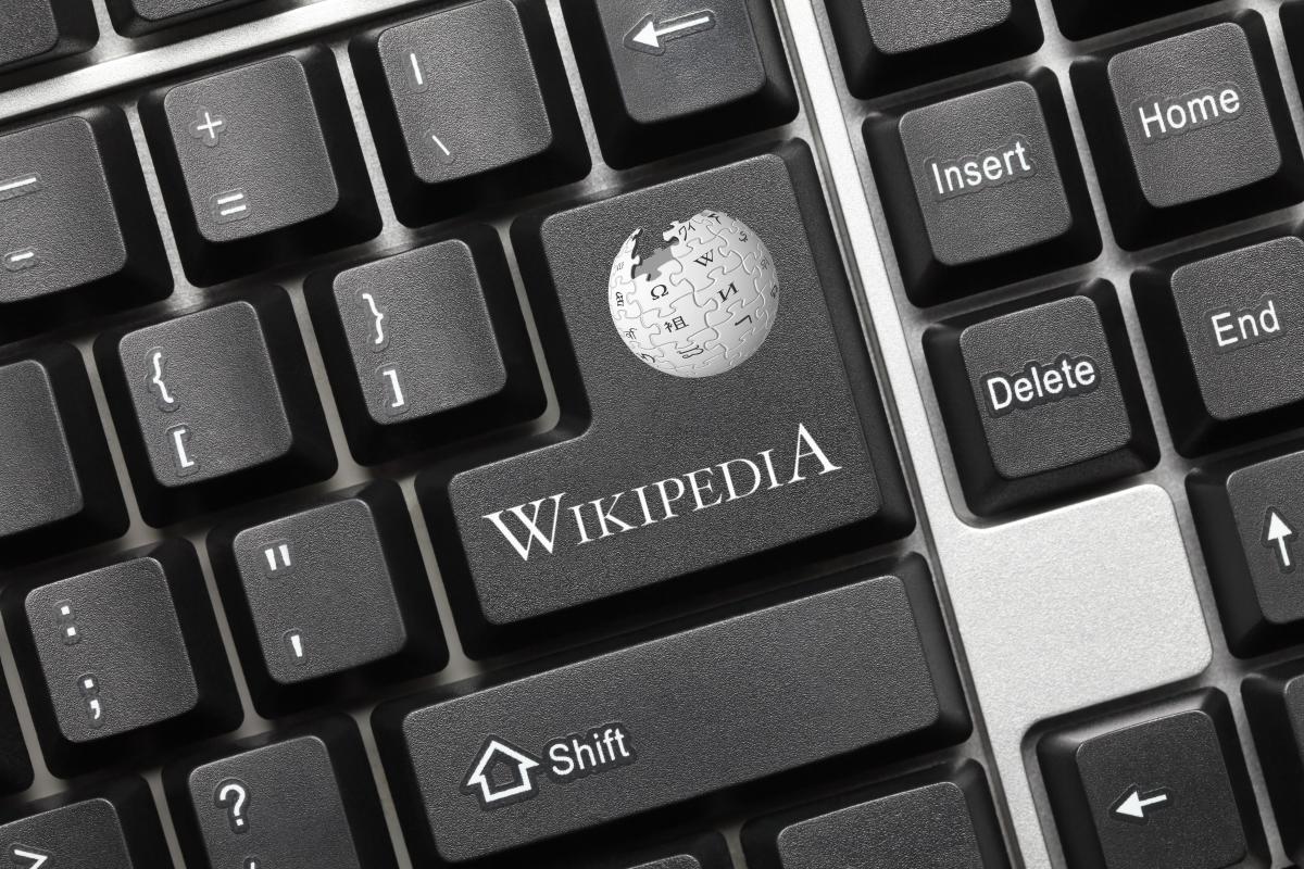 Російський регулятор вимагає видалити з Вікіпедії матеріали про війну в ...